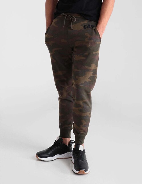 Sudadera GAP estampado camuflaje para hombre en Liverpool