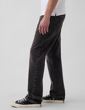 Jeans straight deslavado para hombre