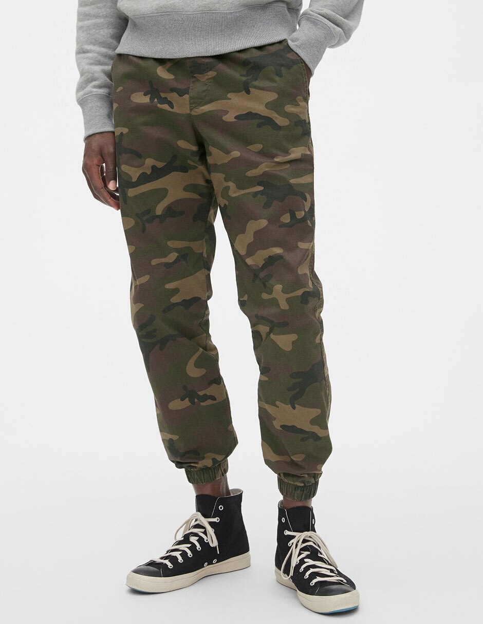 Jogger slim GAP con bolsillos para hombre en Liverpool